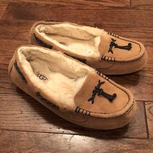 UGG moccasins size 7